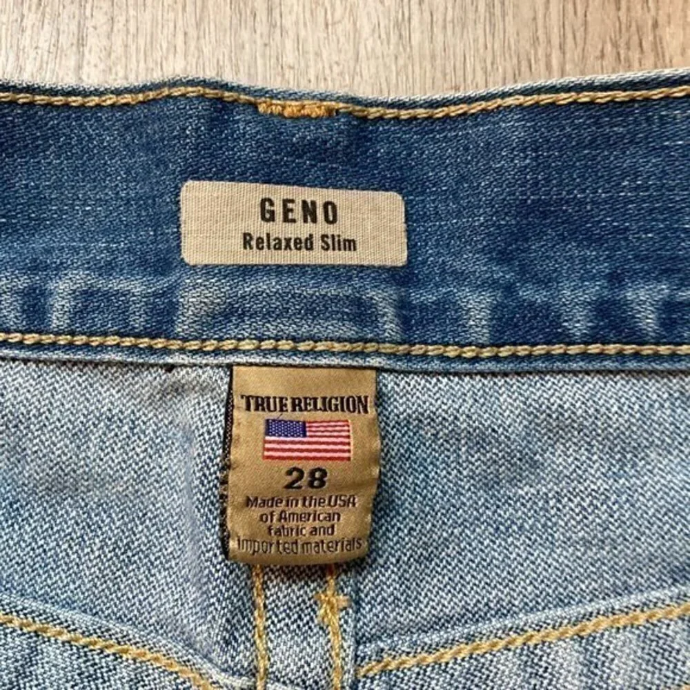 True Religion Geno Relaxed Slim Jeans Size 28 Tall